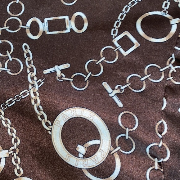 Faux fur zippered vest size medium - Picture 5 of 9